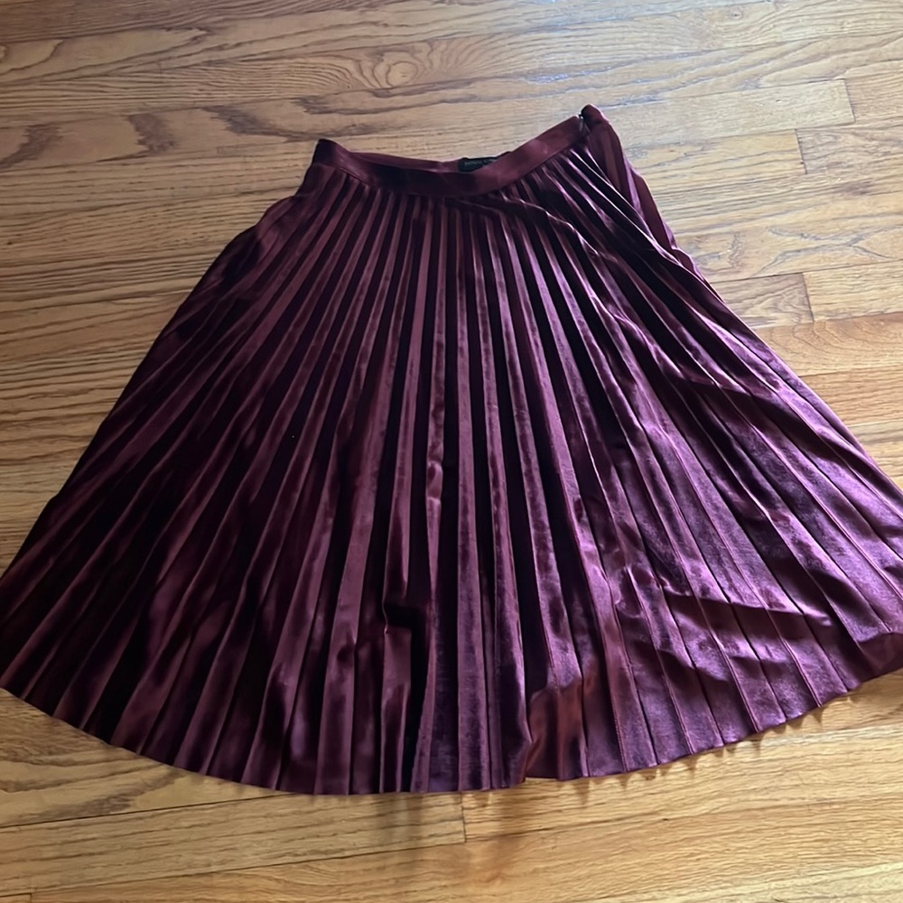 NWT Banana Republic Velvet Skirt